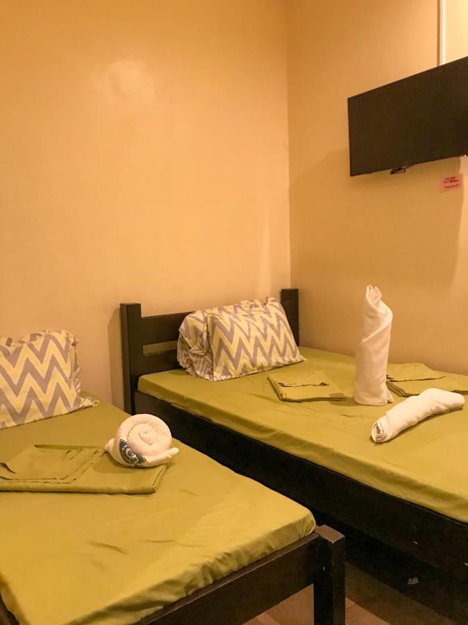 E.I. Suites Siquijor Bagian luar foto