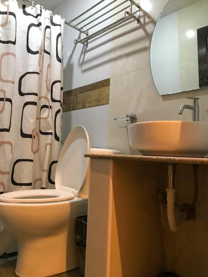 E.I. Suites Siquijor Bagian luar foto