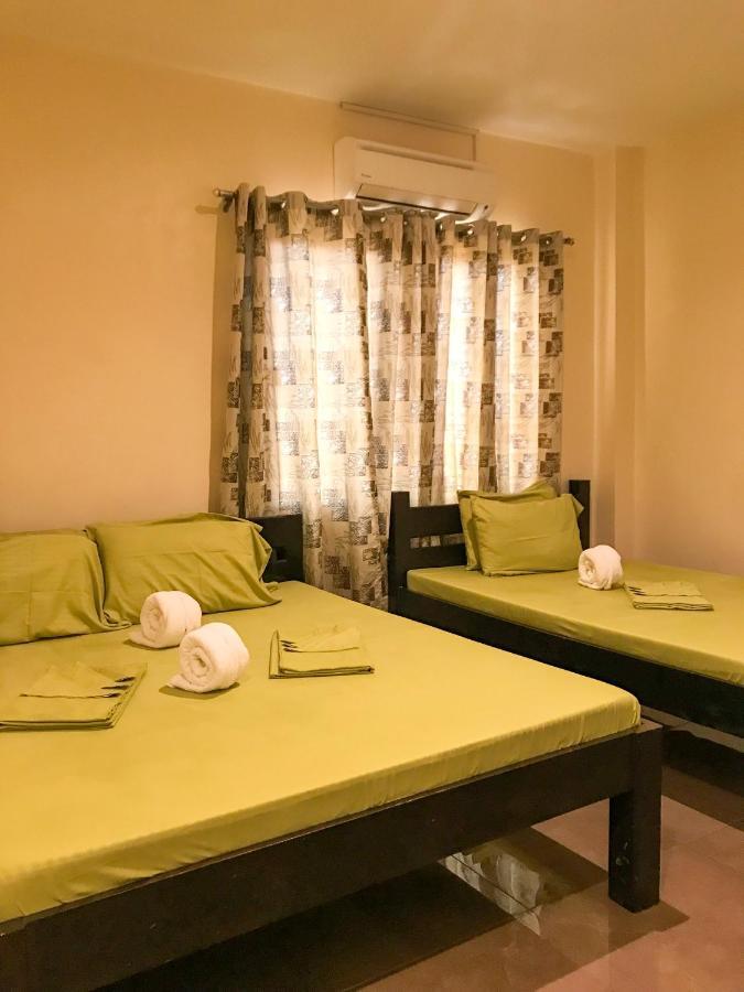 E.I. Suites Siquijor Bagian luar foto