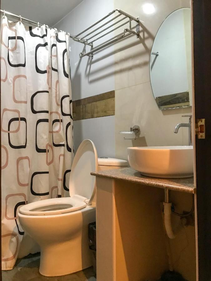 E.I. Suites Siquijor Bagian luar foto